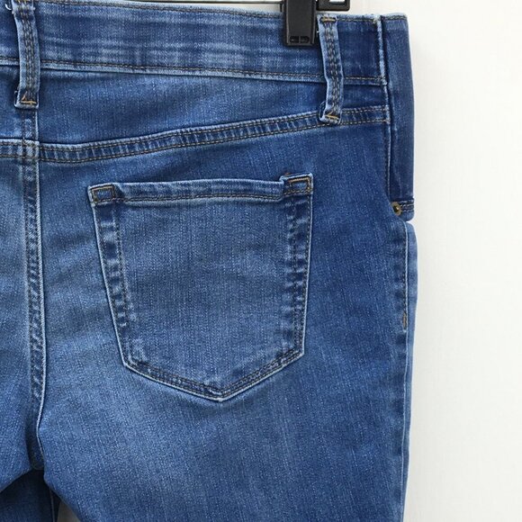 Isabel Maternity Light and Medium Wash Jeans Bundle of 2 Size 6/28 Regular - Picture 12 of 13